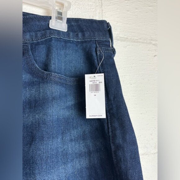 NWT Old Navy Woman’s Plus Size Hi-Rise WOW Denim Chic Casual Jean Shorts Size 14 - Picture 2 of 5